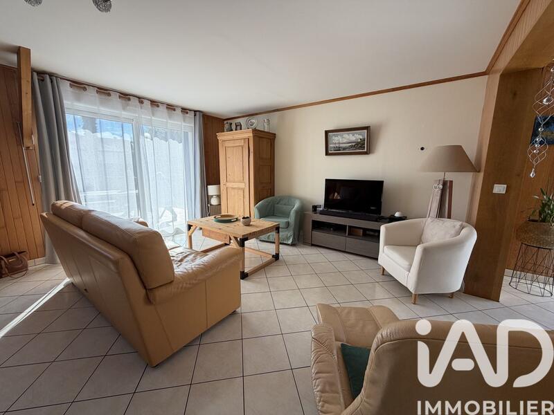 Maison - 133 m² - 6 pièces