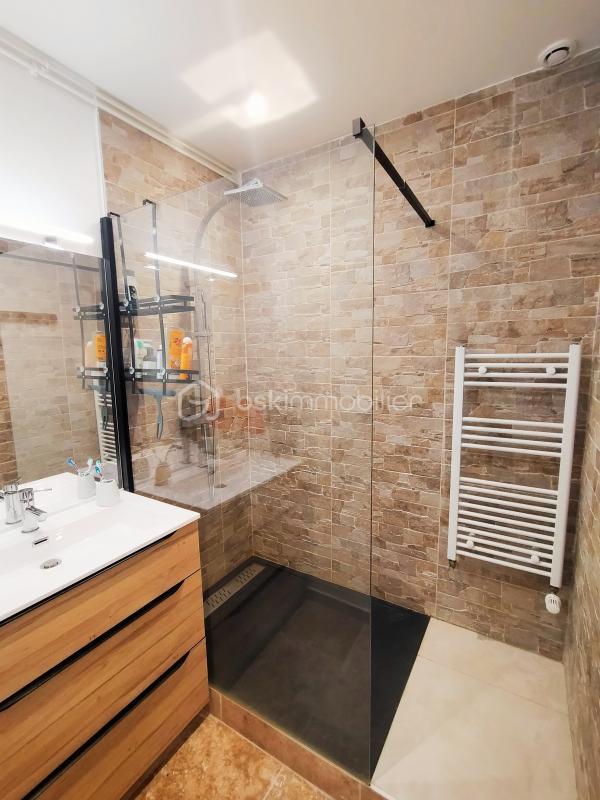 Appartement - 125 m² - 6 pièces