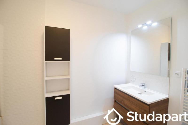 Chambre - 13 m² - 1 pièce