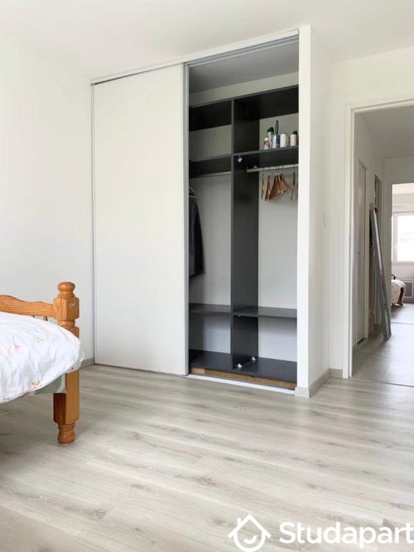 Chambre - 13 m² - 1 pièce