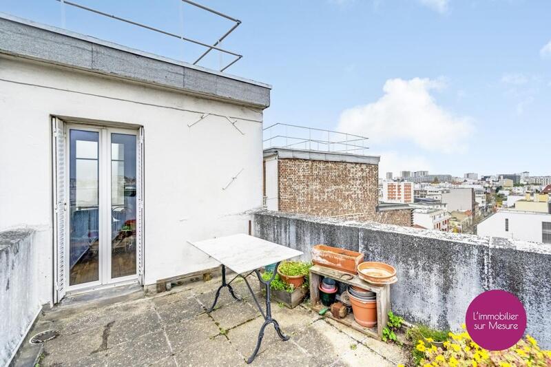 Penthouse - 50 m² - 2 pièces