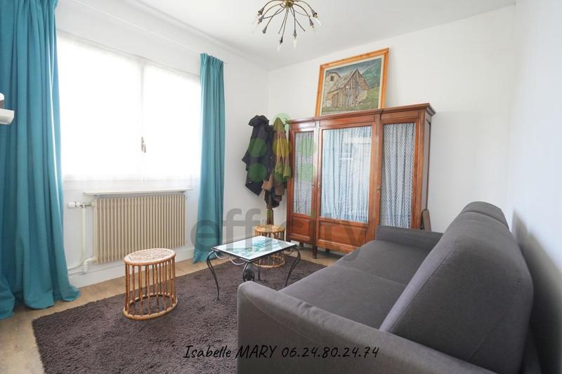 Maison - 179 m² - 5 pièces