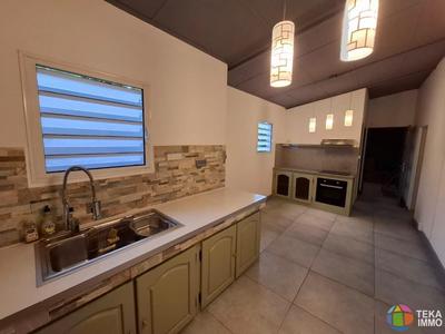 Villa - 142 m² - 6 pièces