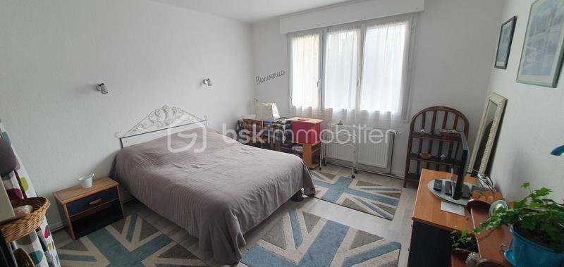 Appartement - 92 m² - 5 pièces