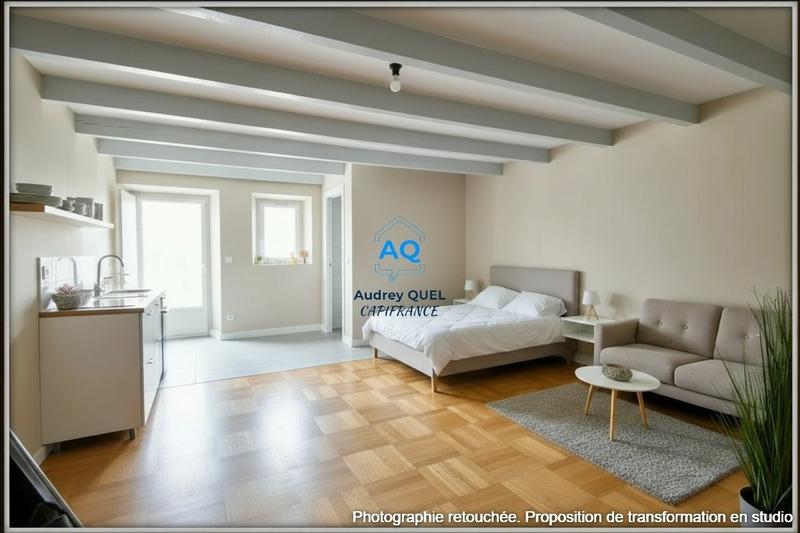 Maison - 250 m² - 8 pièces