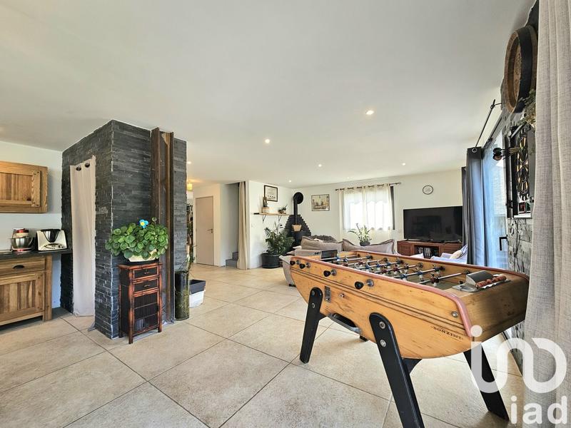 Maison - 198 m² - 7 pièces