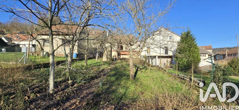 Maison - 143 m² - 9 pièces