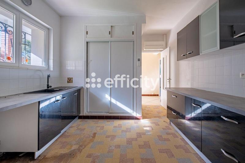 Appartement - 100 m² - 4 pièces