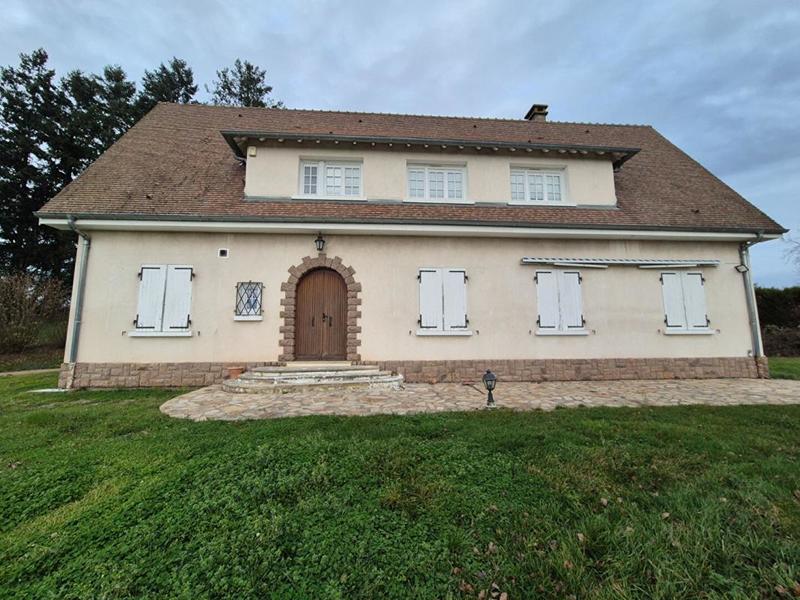 Maison - 186 m² - 5 pièces