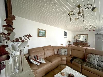 Maison - 87 m² - 4 pièces