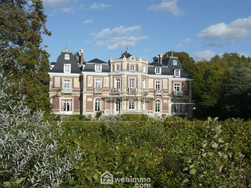 Château - 850 m² - 17 pièces