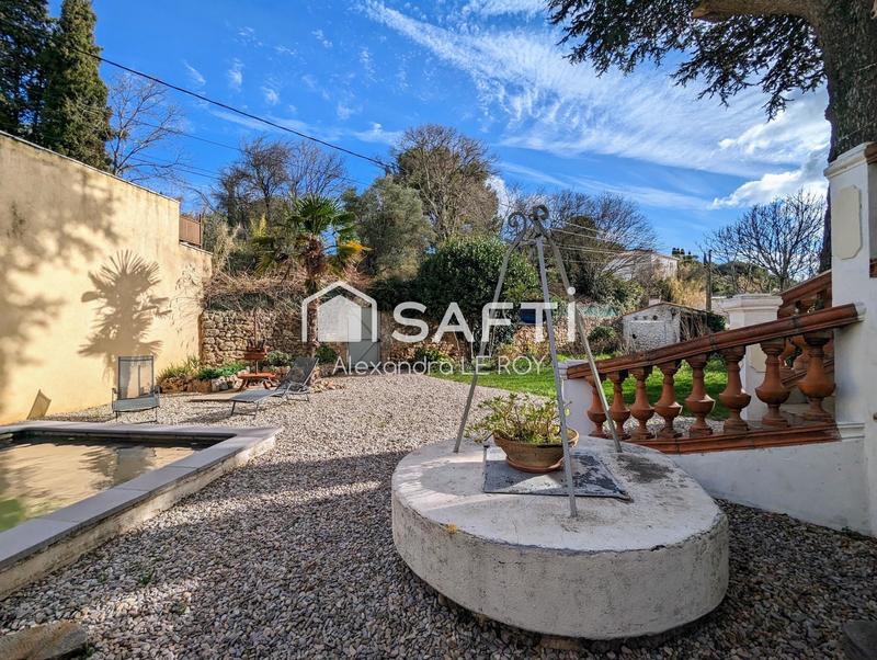 Maison - 200 m² - 10 pièces