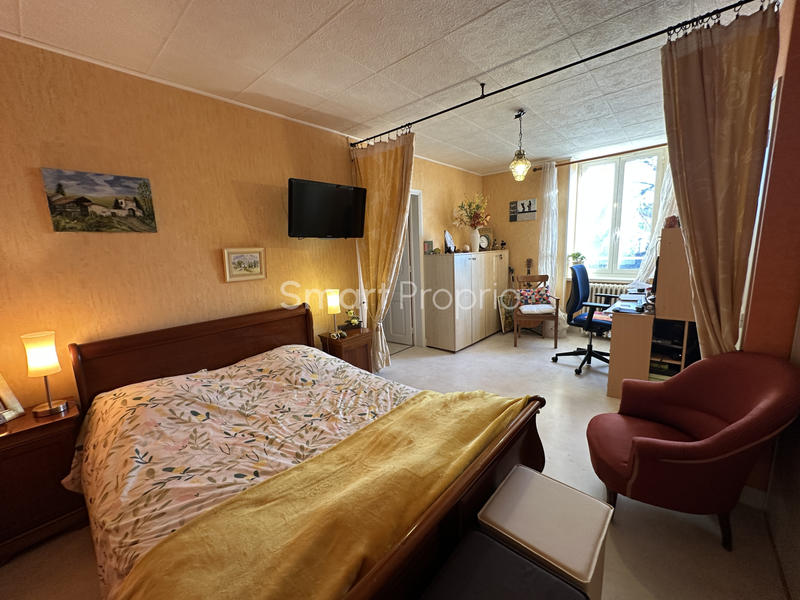 Maison - 192 m² - 6 pièces