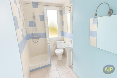 Maison - 100 m² - 7 pièces