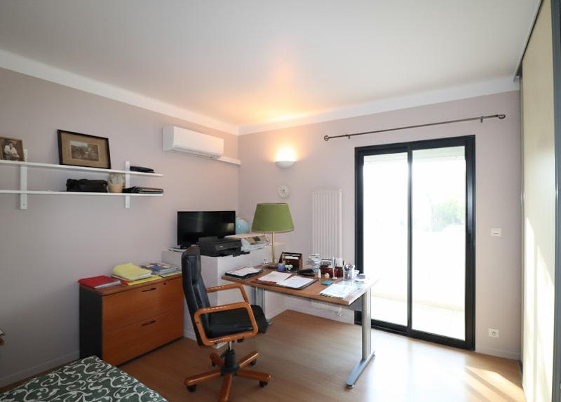 Maison - 200 m² - 8 pièces