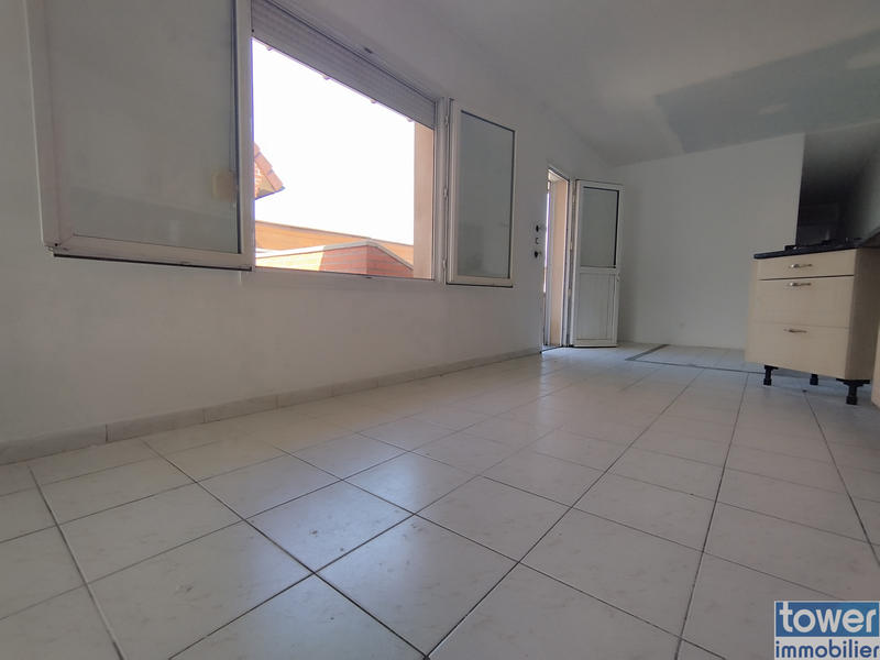 Maison - 92 m² - 5 pièces