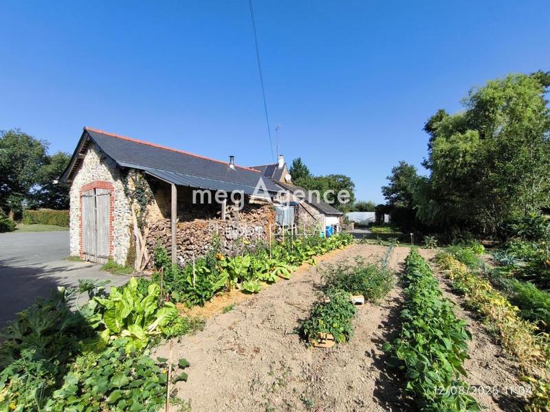 Maison - 137 m² - 8 pièces