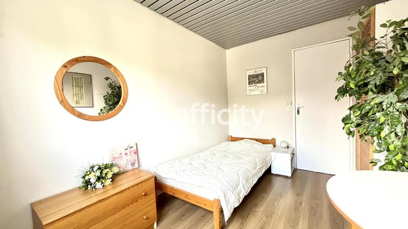 Maison - 143 m² - 5 pièces