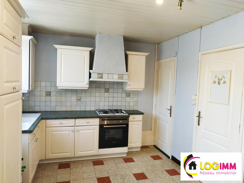 Maison - 70 m² - 8 pièces