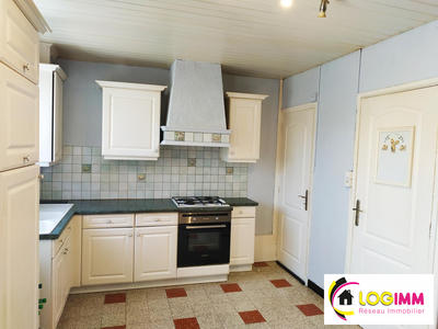 Maison - 70 m² - 8 pièces