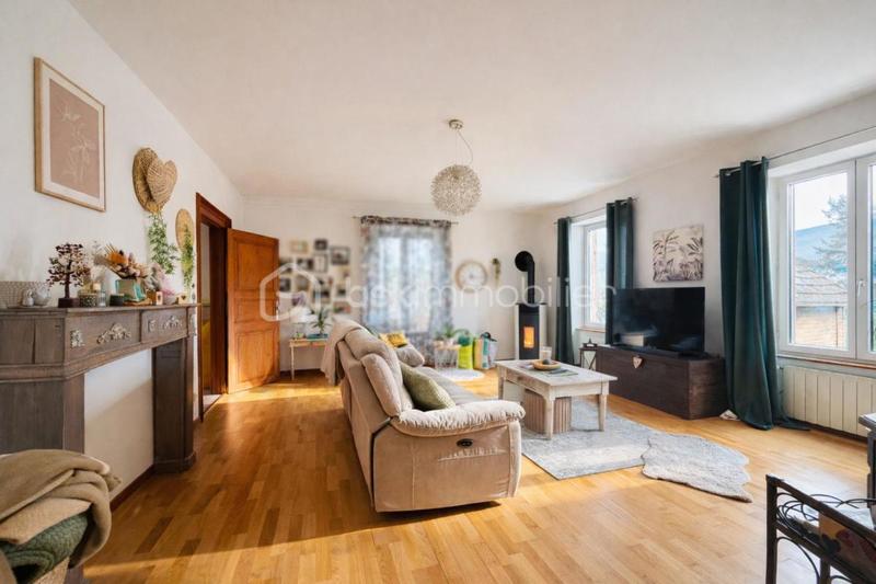 Maison de maîtres - 220 m² - 8 pièces