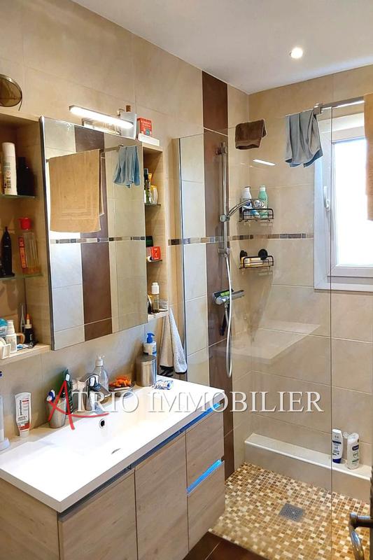 Maison - 140 m² - 4 pièces