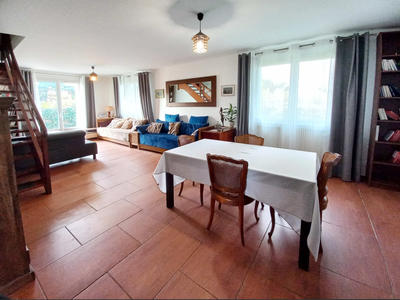 Maison - 109 m² - 5 pièces