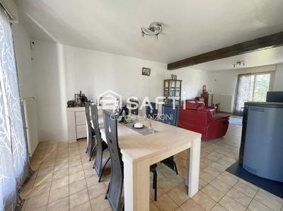 Maison - 138 m² - 7 pièces