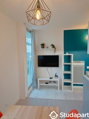 Chambre - 9 m² - 1 pièce