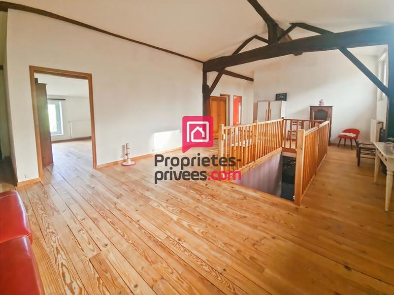 Maison - 273 m² - 8 pièces