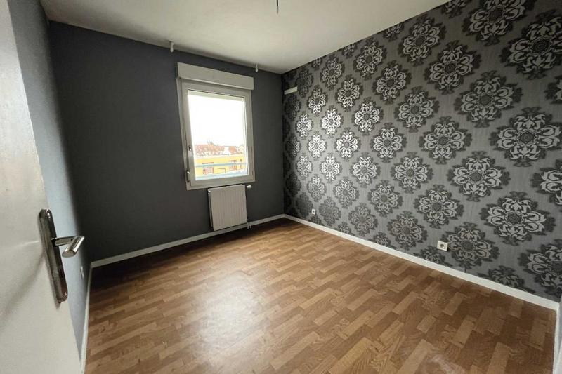 Appartement - 80 m² - 4 pièces