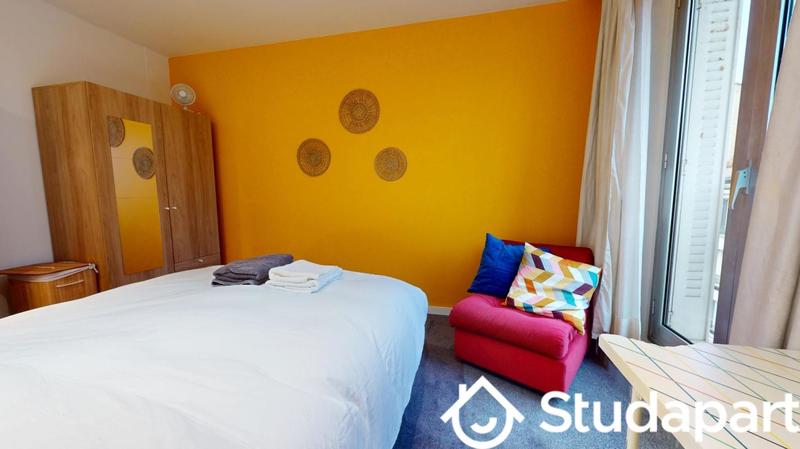 Chambre - 10 m² - 1 pièce