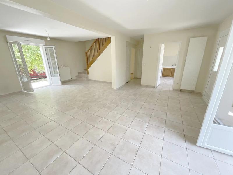 Maison - 101 m² - 6 pièces