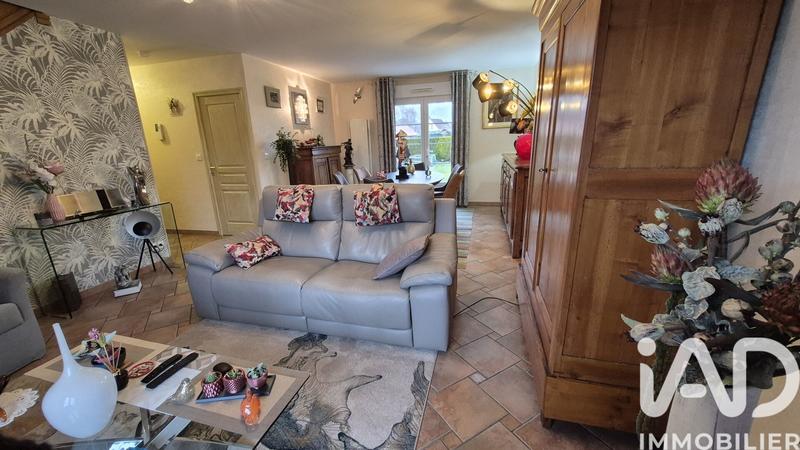 Maison - 96 m² - 5 pièces