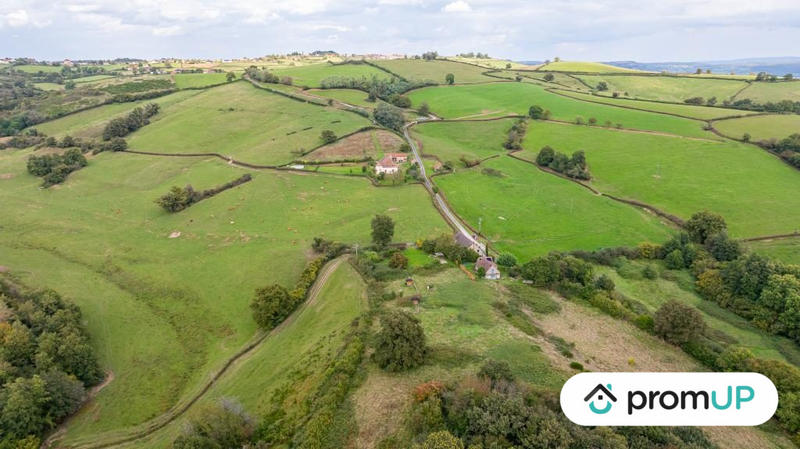 Maison traditionnelle - 177 m² - 4 pièces