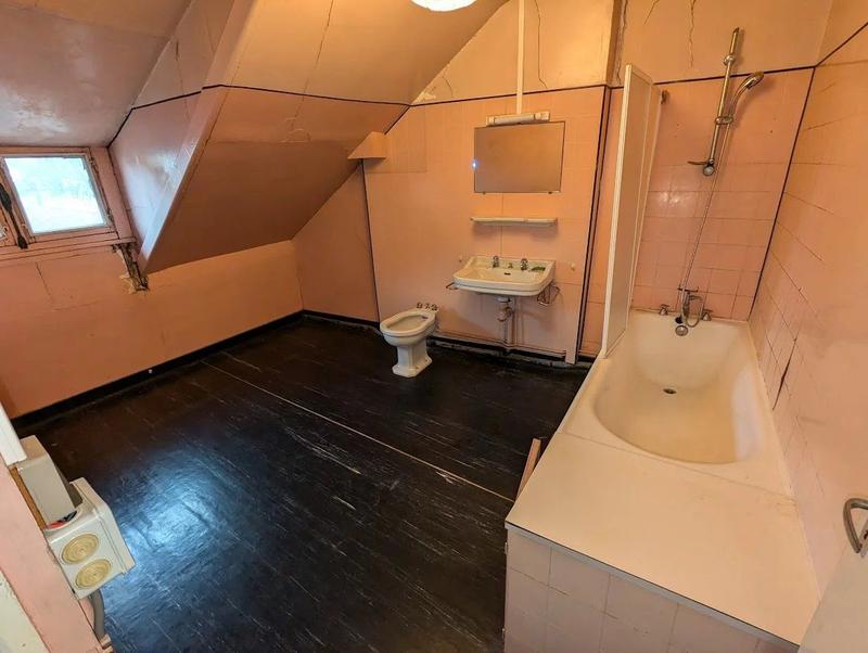 Maison - 200 m² - 7 pièces