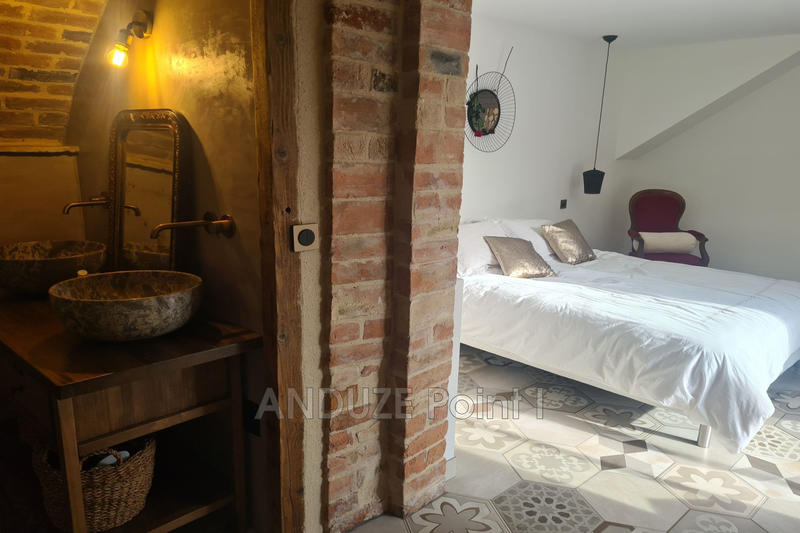 Maison - 225 m² - 6 pièces