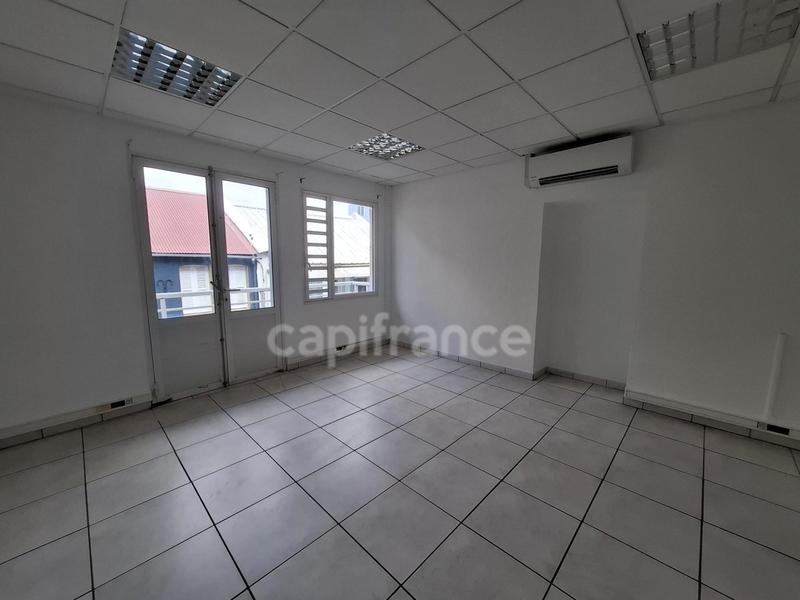 Bureau - 310 m² - 13 pièces