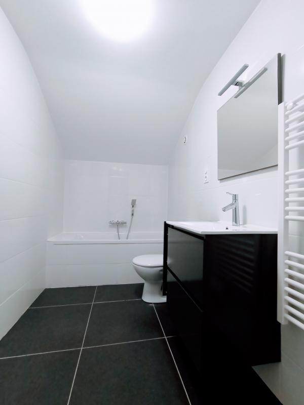 Maison - 99 m² - 5 pièces