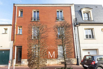 Immeuble - 252 m² - 14 pièces