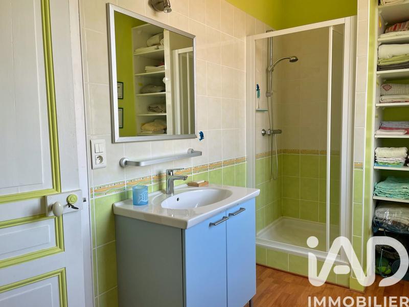 Maison - 194 m² - 8 pièces