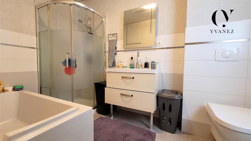 Maison - 103 m² - 5 pièces