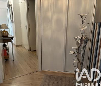 Appartement - 80 m² - 4 pièces