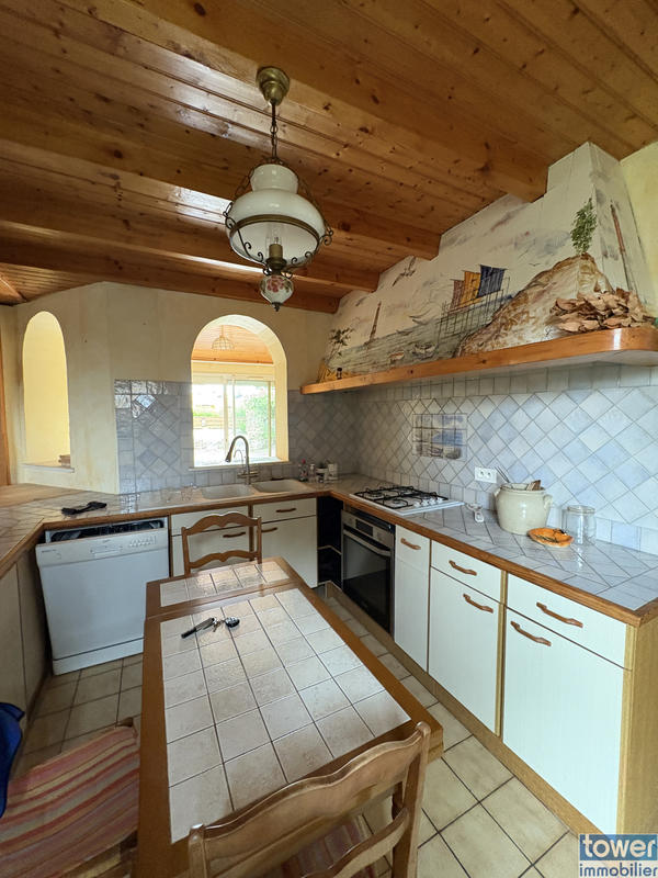 Maison - 102 m² - 5 pièces