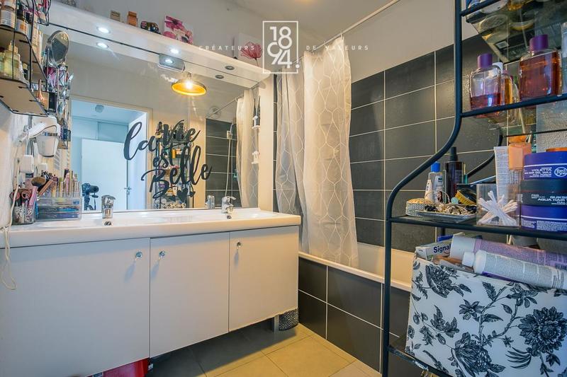 Appartement - 67 m² - 3 pièces