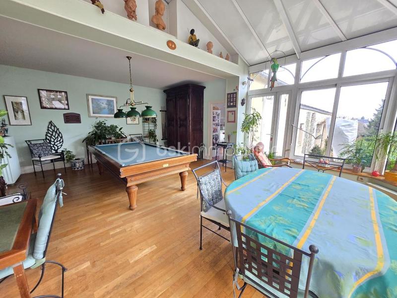 Maison de ville - 284 m² - 11 pièces