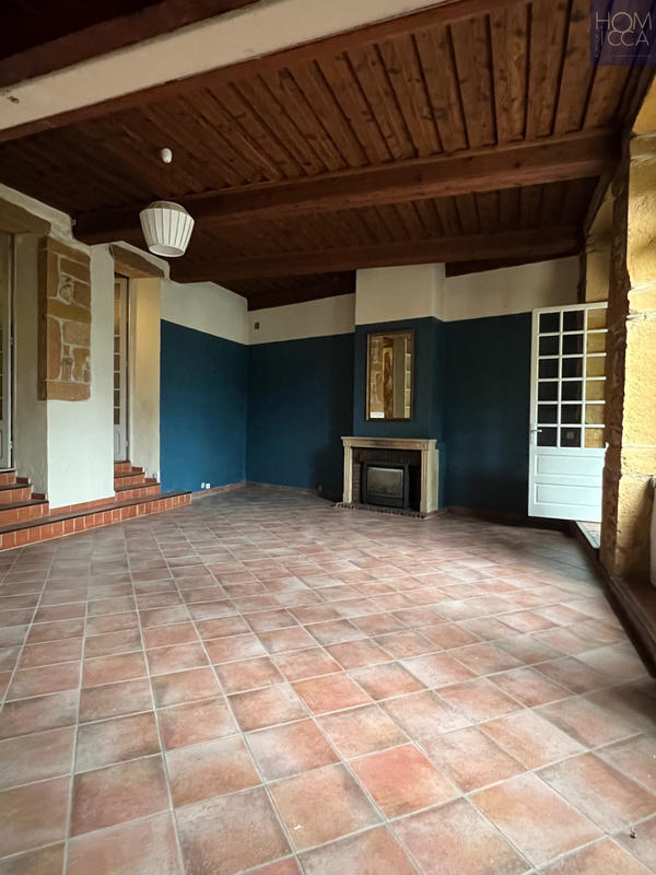 Appartement - 100 m² - 3 pièces