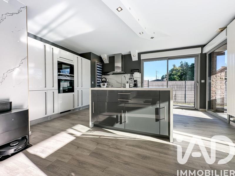 Maison de maîtres - 190 m² - 8 pièces