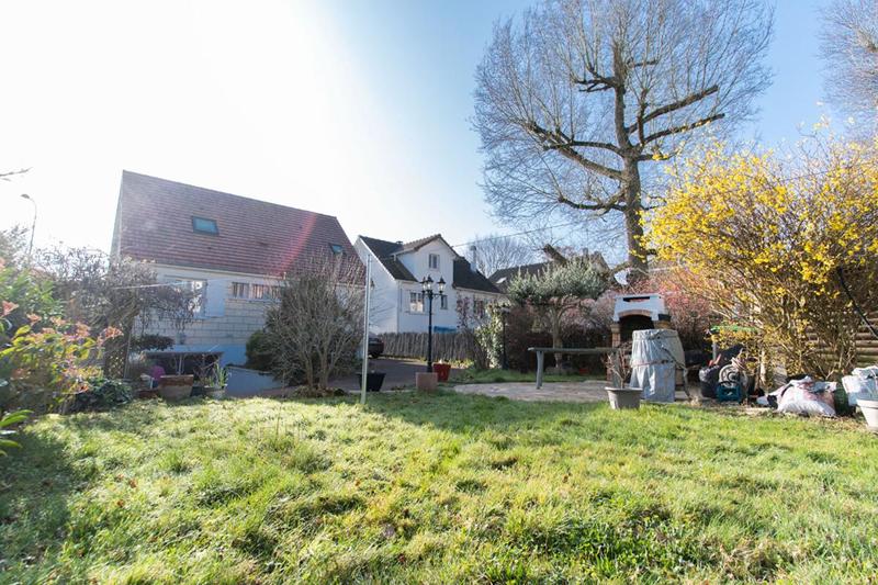 Maison - 82 m² - 5 pièces