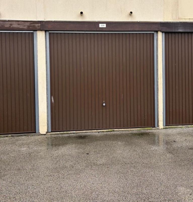 Garage - 16 m²